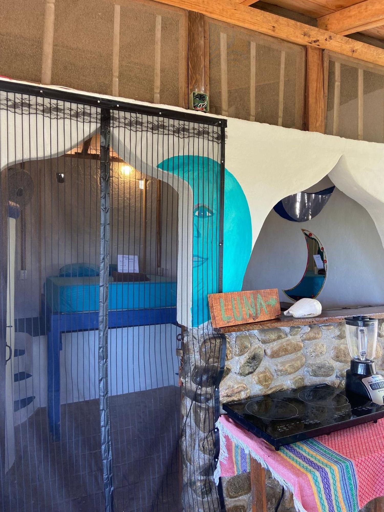 Mixtli Ecohouse, Habitaciones Sol & Luna - Starlink Internet San Pedro Pochutla Ngoại thất bức ảnh