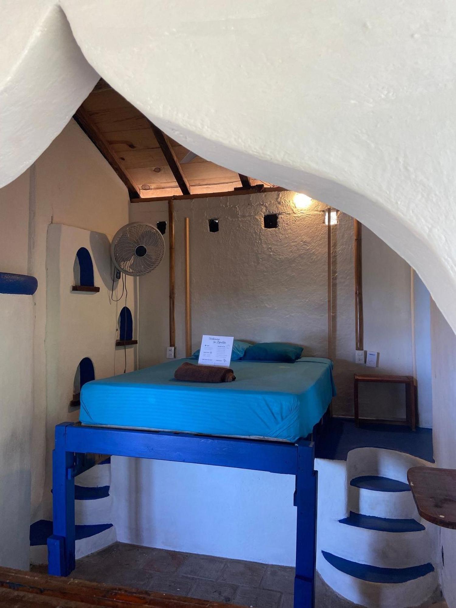 Mixtli Ecohouse, Habitaciones Sol & Luna - Starlink Internet San Pedro Pochutla Ngoại thất bức ảnh