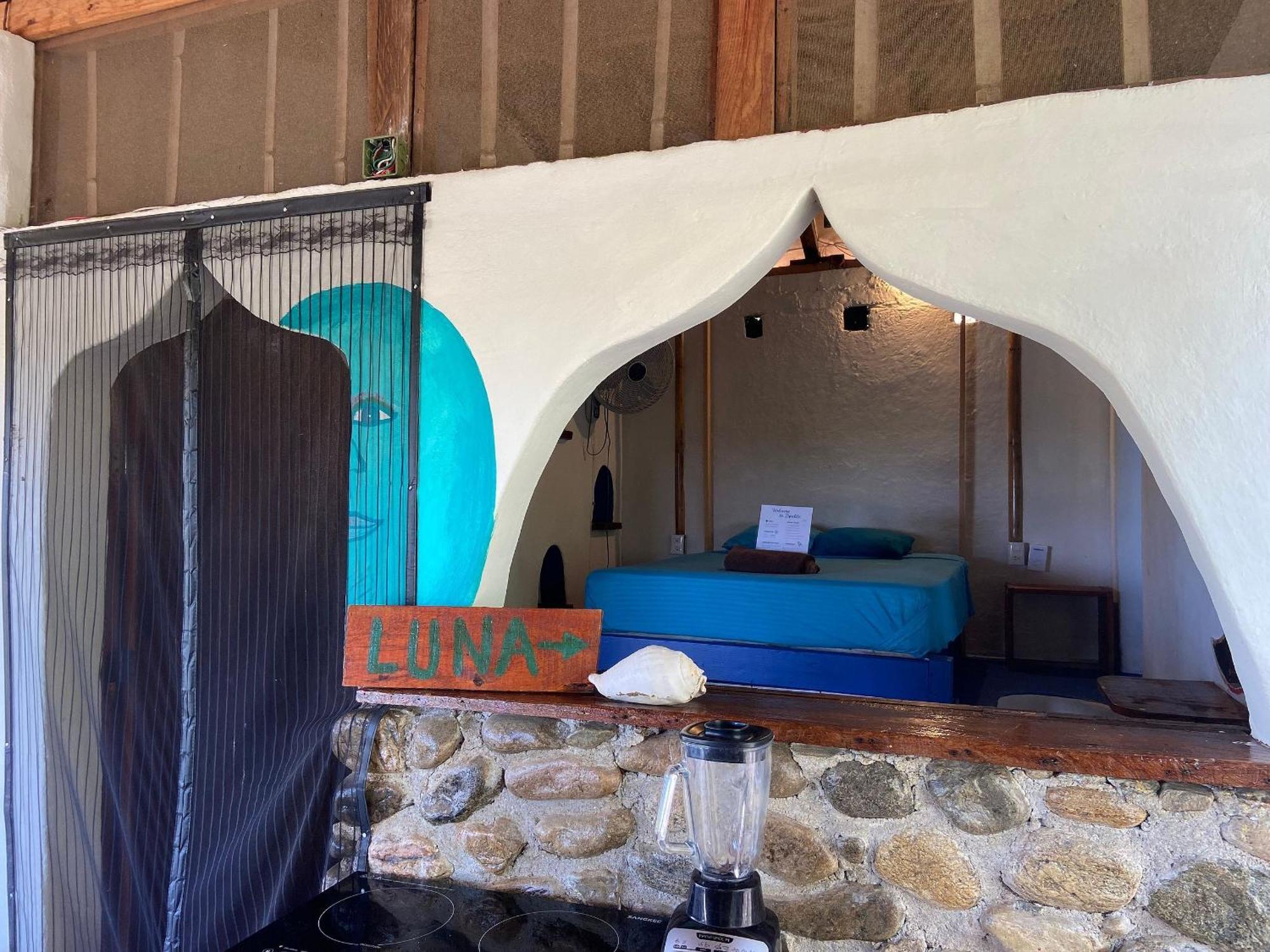 Mixtli Ecohouse, Habitaciones Sol & Luna - Starlink Internet San Pedro Pochutla Ngoại thất bức ảnh